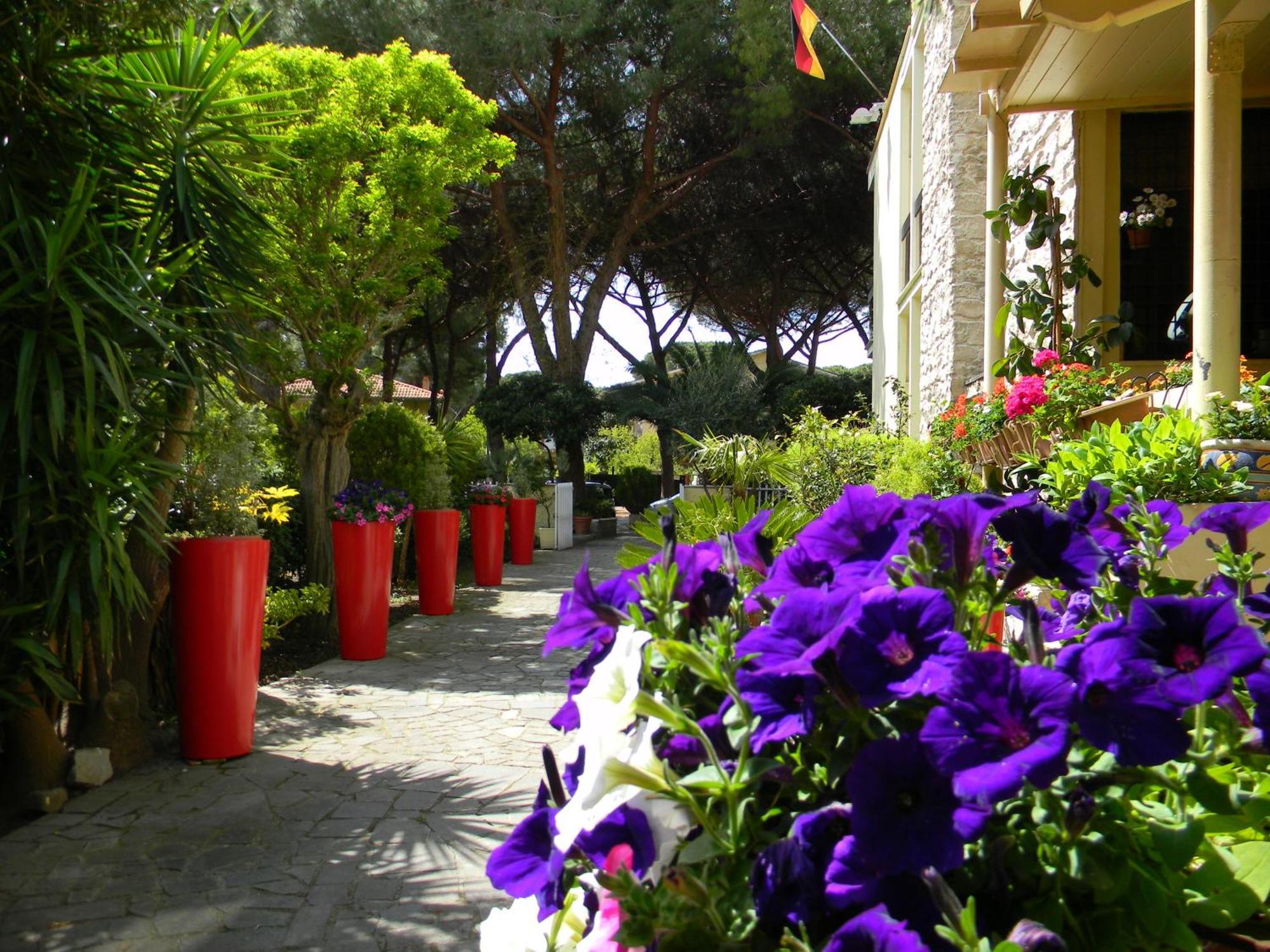 Hotel La Torraccia Tarquinia Exteriör bild